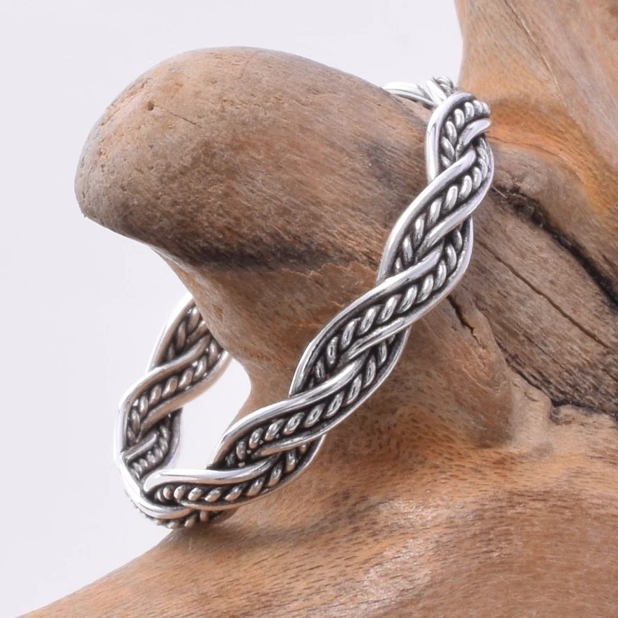 JVD Celtic Band Ring