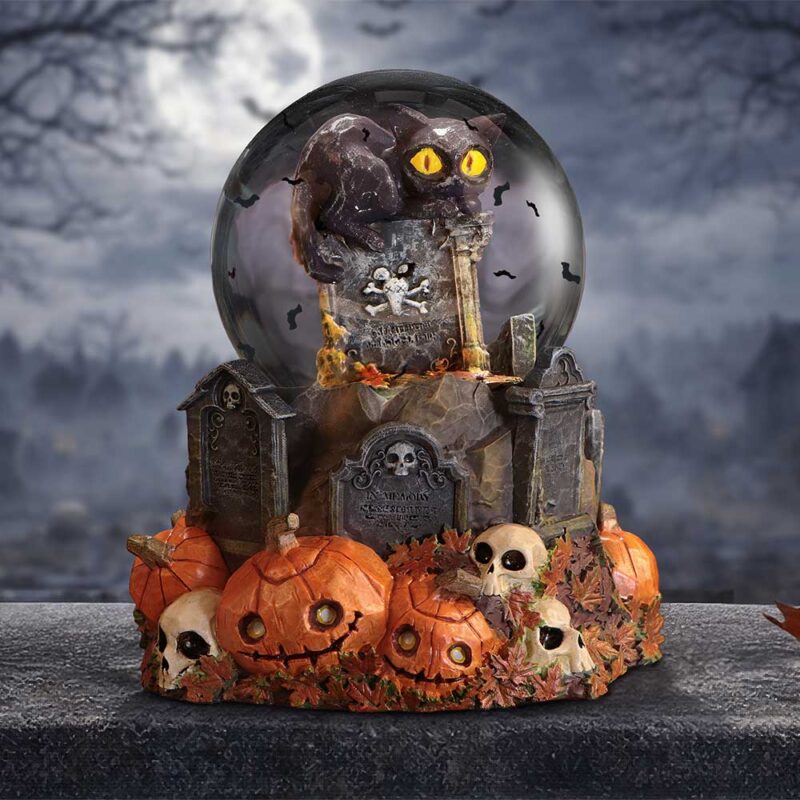 NN Pumpkin Patch Snowglobe
